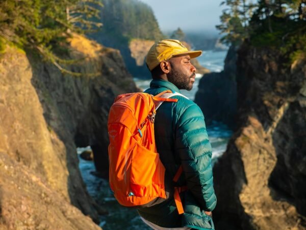 Osprey Hikelite 18L Unisex Hiking Backpack, 18 Koi Orange/Blue Venture, One Size - Image 12