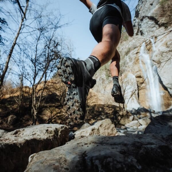 Salomon Men's Speedcross Hiking Shoe - Image 9