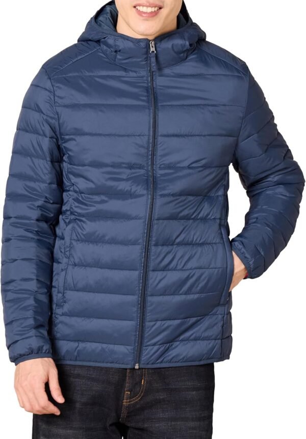 Amazon Essentials Men's Lightweight Water-Resistant Packable Hooded Puffer Jacke... - Image 2